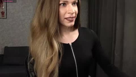 Snapshot of anna_inheart chatting on 5, 5, 2026 Anna online show from 5, 5, 2026
