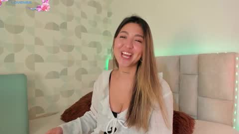 Snapshot of anna_loveu chatting on 22, 9, 2025 Ana Lucia online show from 22, 9, 2025