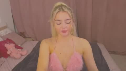Snapshot of anna_nickol chatting on 10, 7, 2026 Anna online show from 10, 7, 2026