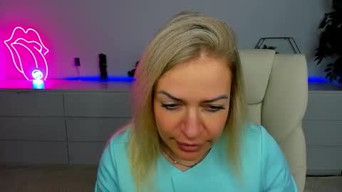 anna_snow9 online show from 20, 9, 2025