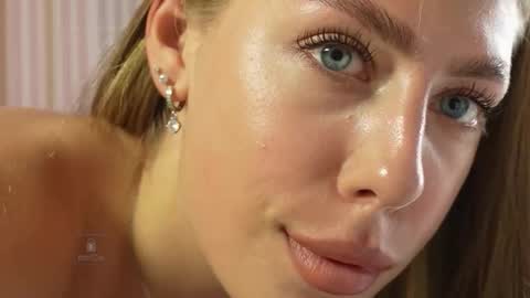 Snapshot of anna_ssweety chatting on 9, 11, 2025 Anna fansly anna sssweety online show from 9, 11, 2025