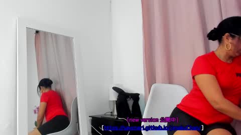 Snapshot of annaarela chatting on 14, 9, 2025 Annaarela online show from 14, 9, 2025