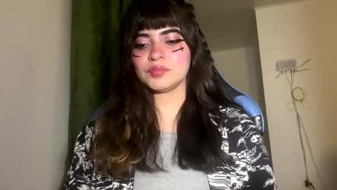 Snapshot of annacrow chatting on 19, 2, 2026 Anna online show from 19, 2, 2026