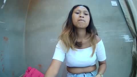 Snapshot of annah_maru chatting on 27, 3, 2026 Annah maru online show from 27, 3, 2026