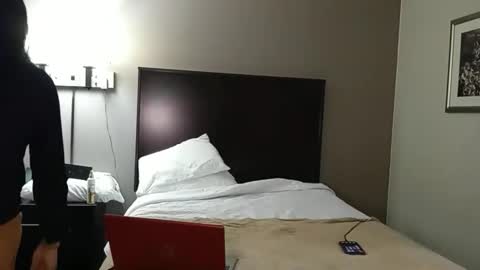 Anna Lee Cross online show from 1, 4, 2026