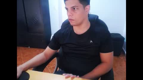 Snapshot of anndyhardy11 chatting on 11, 12, 2024 Anndy Hardy online show from 11, 12, 2024