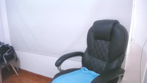 Snapshot of anndyhardy11 chatting on 5, 3, 2025 Anndy Hardy online show from 5, 3, 2025