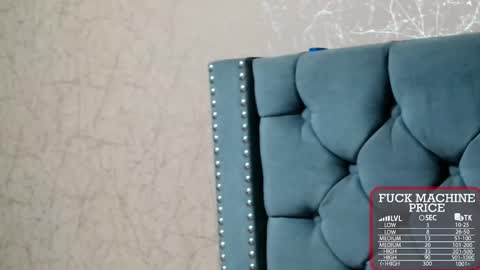       online show from 23, 12, 2025