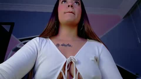 Anne  online show from 27, 12, 2024