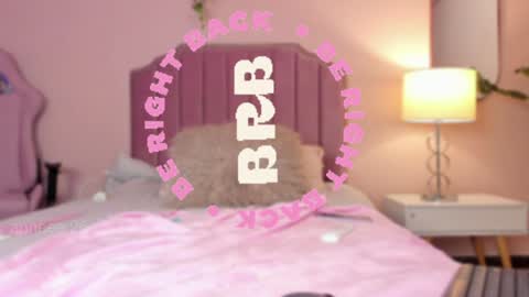Snapshot of anneee_ chatting on 5, 2, 2025 Anne online show from 5, 2, 2025