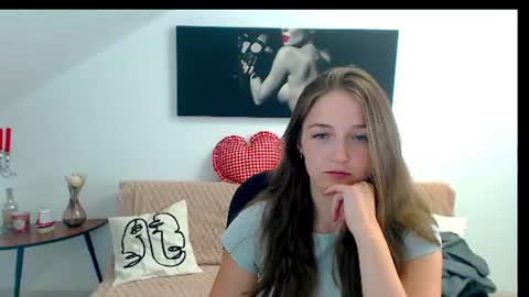 Snapshot of annewilsonn chatting on 12, 6, 2026 annewilsonn online show from 12, 6, 2026