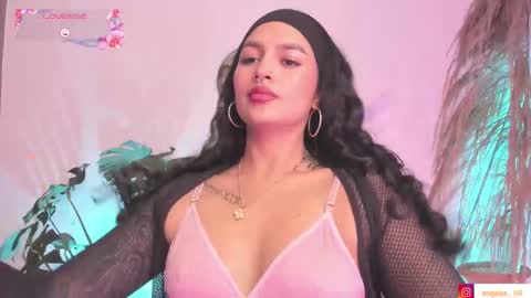 Snapshot of anngel_1 chatting on 22, 10, 2025 Angel online show from 22, 10, 2025