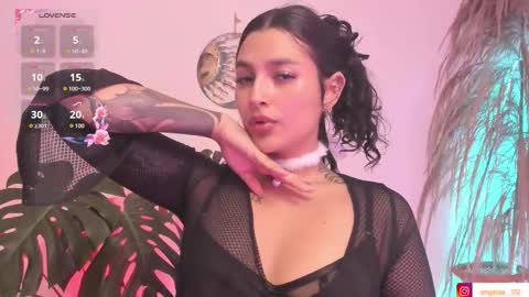 Snapshot of anngel_1 chatting on 5, 12, 2025 Angel online show from 5, 12, 2025