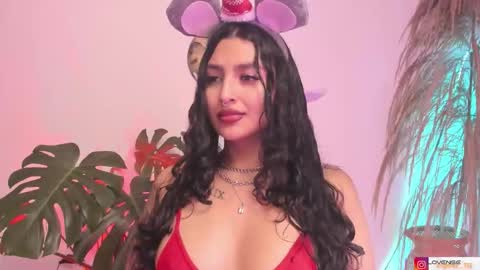 Snapshot of anngel_1 chatting on 14, 12, 2025 Angel online show from 14, 12, 2025