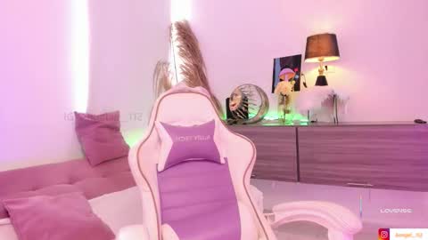 Angel online show from 11, 2, 2026