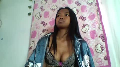 Snapshot of annica86 chatting on 10, 7, 2026 annica86 online show from 10, 7, 2026