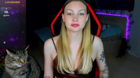 Annie online show from 17, 3, 2026