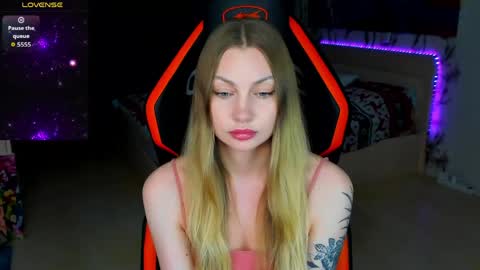 Snapshot of annie69kiss chatting on 3, 5, 2026 Annie online show from 3, 5, 2026