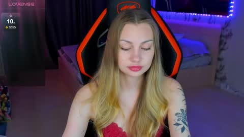 Snapshot of annie69kiss chatting on 30, 5, 2026 Annie online show from 30, 5, 2026