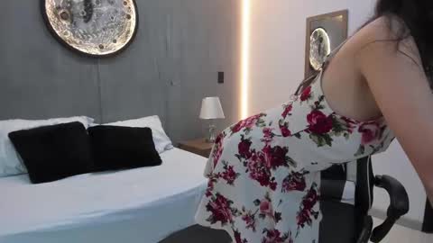 Snapshot of annie_applee chatting on 30, 9, 2025 A N N I E  online show from 30, 9, 2025