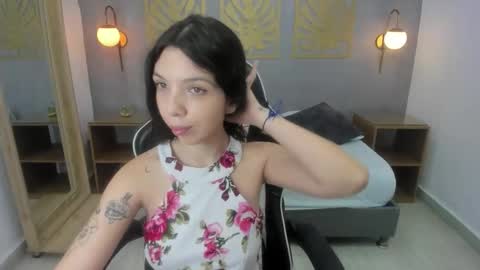 Snapshot of annie_applee chatting on 22, 10, 2025 A N N I E  online show from 22, 10, 2025