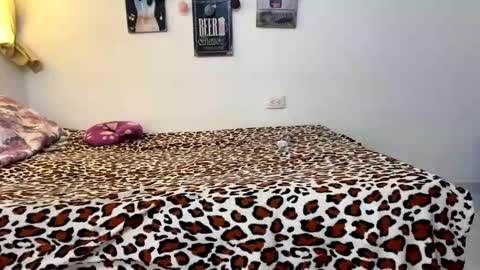 Snapshot of annie_catt_ chatting on 27, 1, 2025 Annie online show from 27, 1, 2025