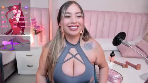 Snapshot of annie_karlsson__ chatting on 3, 10, 2025 online show from 3, 10, 2025