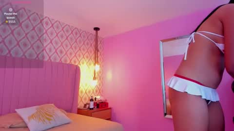 Snapshot of annie_palmer4 chatting on 13, 9, 2025 I S A B E L online show from 13, 9, 2025
