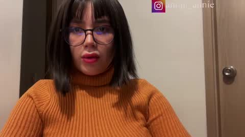 Snapshot of annie_snow_ chatting on 7, 7, 2026 JEANNE no olvides seguirme dont forget follow me uu online show from 7, 7, 2026