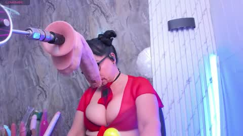 annie_wigg_ online show from 24, 11, 2025