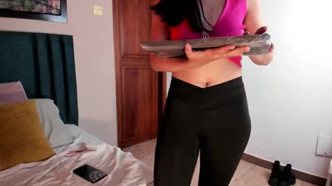 Snapshot of anniebluee_ chatting on 11, 5, 2026 Annie Bluee online show from 11, 5, 2026