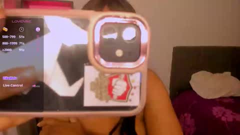Snapshot of anniejasmin_ chatting on 19, 9, 2025 A N N I E online show from 19, 9, 2025