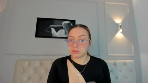 Annie online show from 23, 1, 2025