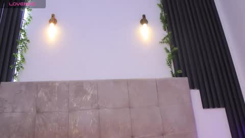 Annie online show from 21, 9, 2025