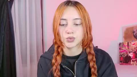 Snapshot of anniemora_ chatting on 1, 7, 2026 Annie online show from 1, 7, 2026