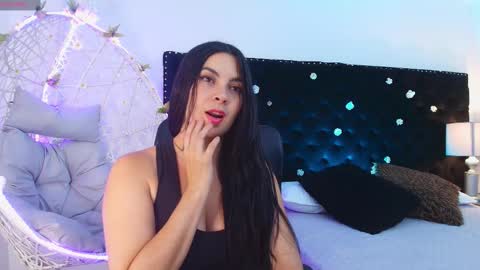 ANNIE  online show from 20, 9, 2025