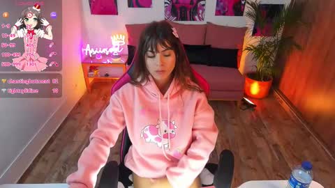 Annie FROM 8AM TO 4PM CDT online show from 11, 2, 2025