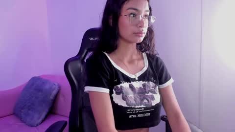 Annie Evans  online show from 28, 1, 2025