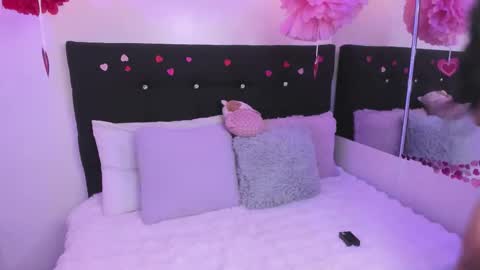 Snapshot of anniie_evans1 chatting on 20, 2, 2026 Annie Evans online show from 20, 2, 2026