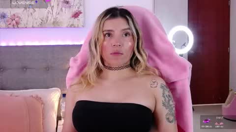 Antonella Lee online show from 9, 3, 2026