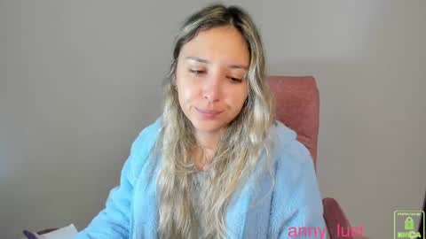 Issabela online show from 13, 11, 2025