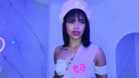 Snapshot of anny_mendez1 chatting on 2, 11, 2025 Anny online show from 2, 11, 2025