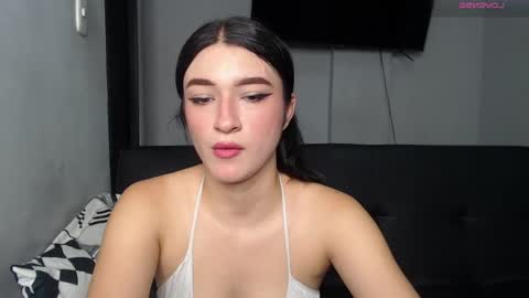 Snapshot of anny_naf chatting on 6, 10, 2025 Anny online show from 6, 10, 2025