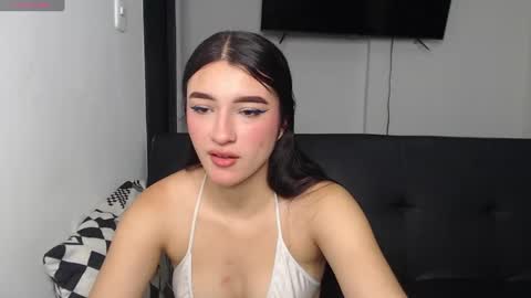 Snapshot of anny_naf chatting on 20, 10, 2025 Anny online show from 20, 10, 2025