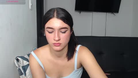 Snapshot of anny_naf chatting on 28, 10, 2025 Anny online show from 28, 10, 2025