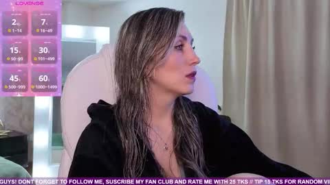 Snapshot of anny_sweet72 chatting on 28, 11, 2025 Anny online show from 28, 11, 2025