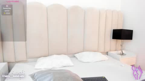 Snapshot of annybombastic chatting on 17, 2, 2026 Anny online show from 17, 2, 2026