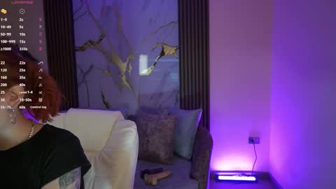 Snapshot of annybuny chatting on 3, 10, 2025 Ana online show from 3, 10, 2025