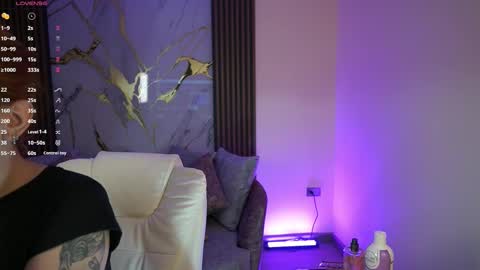 Snapshot of annybuny chatting on 6, 10, 2025 Ana online show from 6, 10, 2025