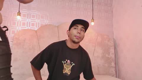 Snapshot of annyeli_bigtits chatting on 18, 11, 2025 annyeli_bigtits online show from 18, 11, 2025